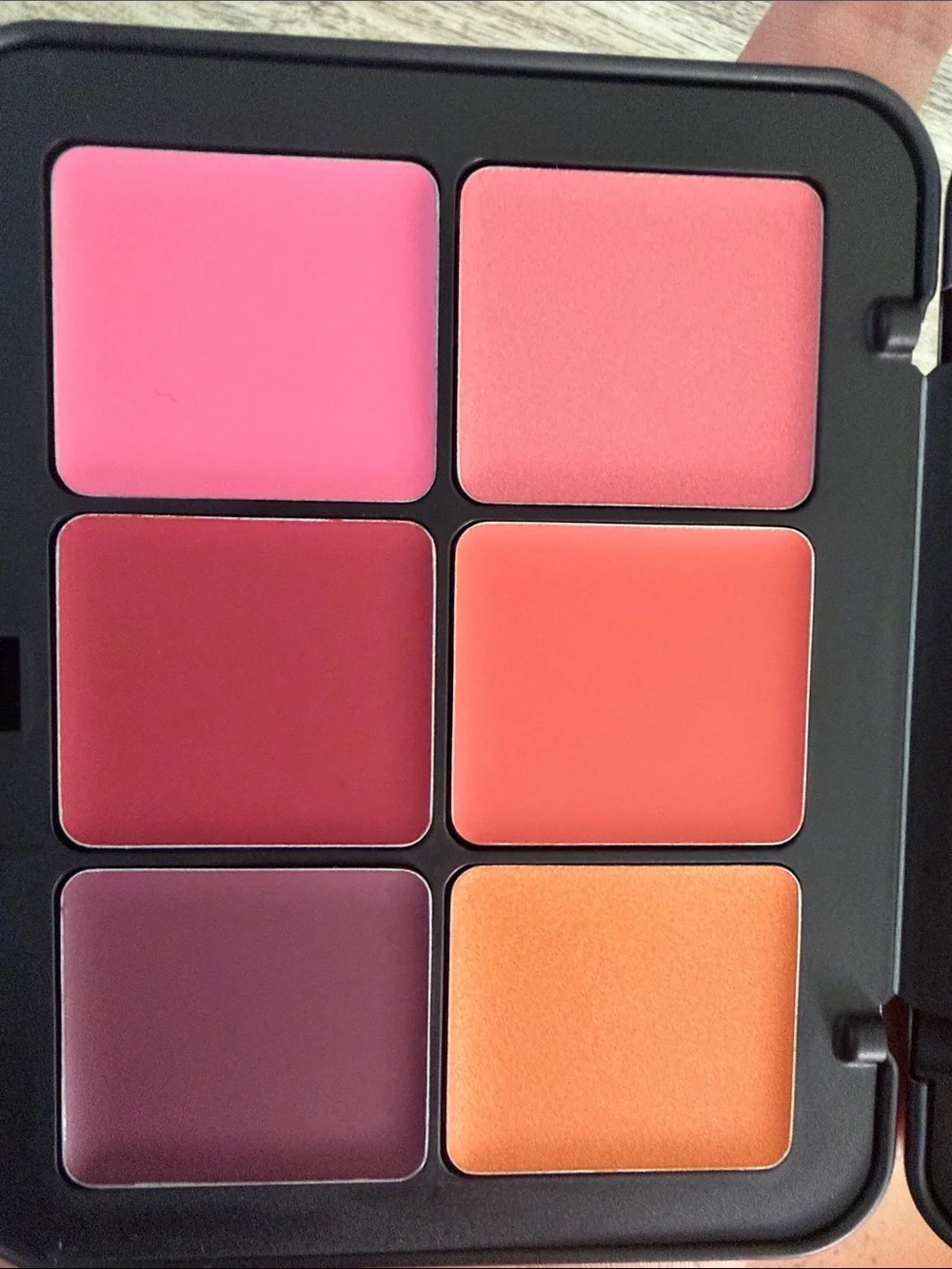 Makeup Forever HD Skin Blush & Glow Palette — Pink, Coral, Orange, Berry Shades